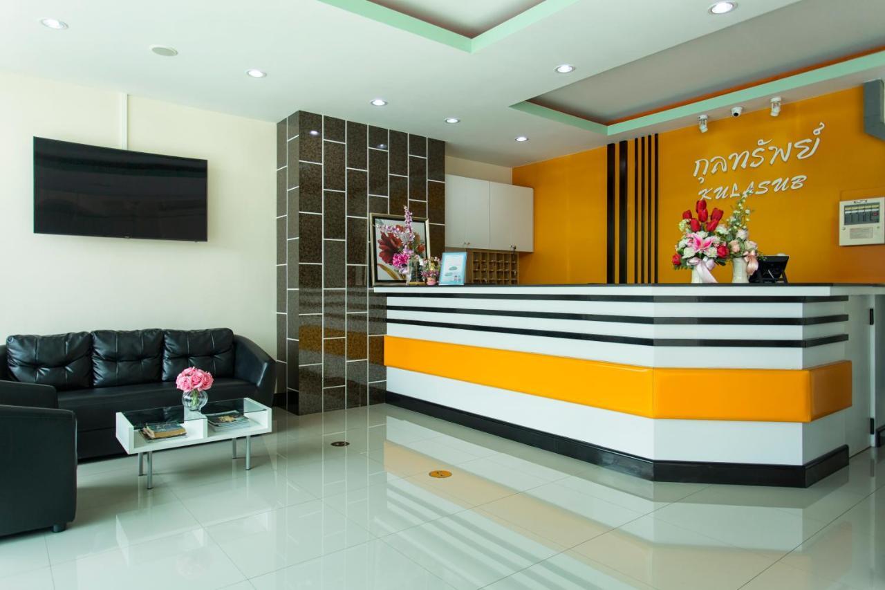Kulasub Hotel Хатъяй Экстерьер фото